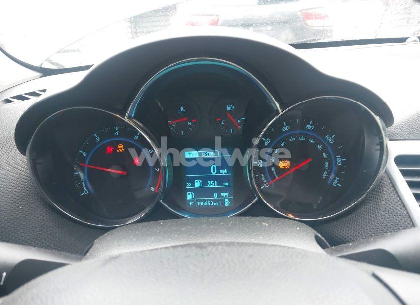 Photo 7 of 2013 Chevrolet Cruze 1LT AUTO (VIN 1G1PC5SB2D7250332)