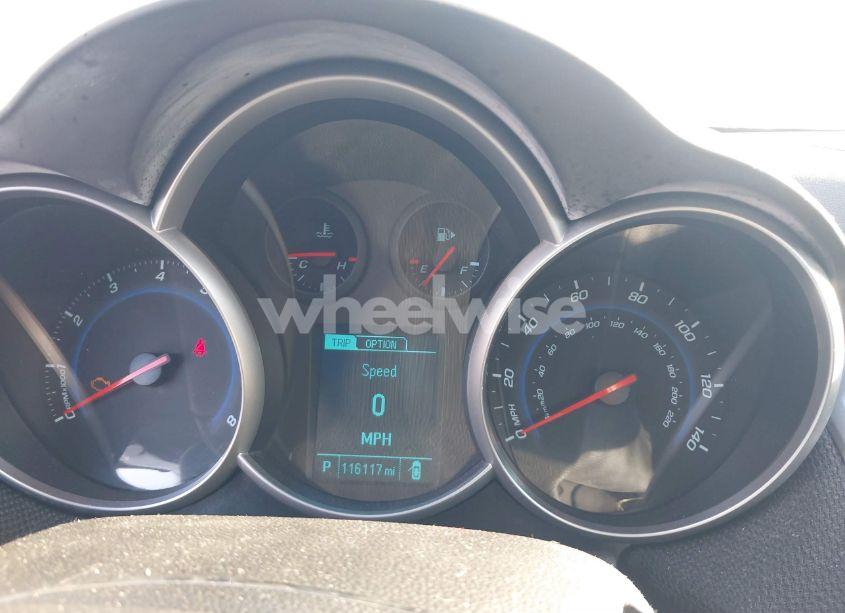 Photo 7 of 2013 Chevrolet Cruze LT (VIN 1G1PC5SB2D7262190)