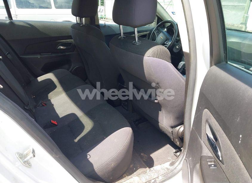 Photo 8 of 2013 Chevrolet Cruze 1LT AUTO (VIN 1G1PC5SB2D7288403)