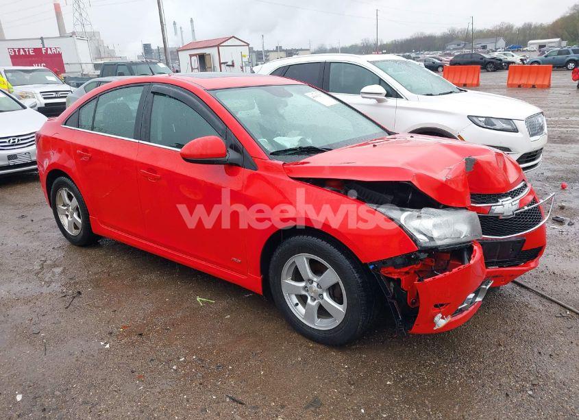 2014 Chevrolet Cruze 1LT AUTO (VIN 1G1PC5SB2E7137630) main photo