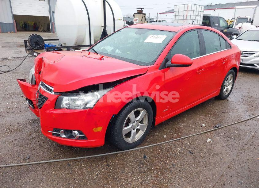 Photo 2 of 2014 Chevrolet Cruze 1LT AUTO (VIN 1G1PC5SB2E7137630)