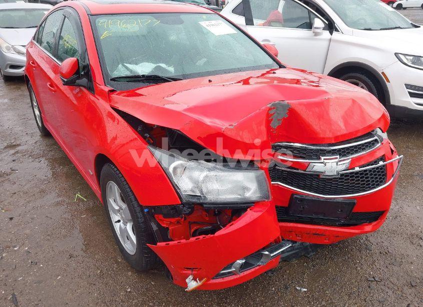 Photo 6 of 2014 Chevrolet Cruze 1LT AUTO (VIN 1G1PC5SB2E7137630)