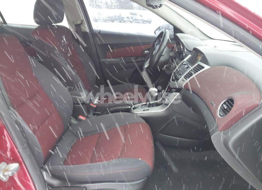 Photo 5 of 2014 Chevrolet Cruze 1LT AUTO (VIN 1G1PC5SB2E7167310)