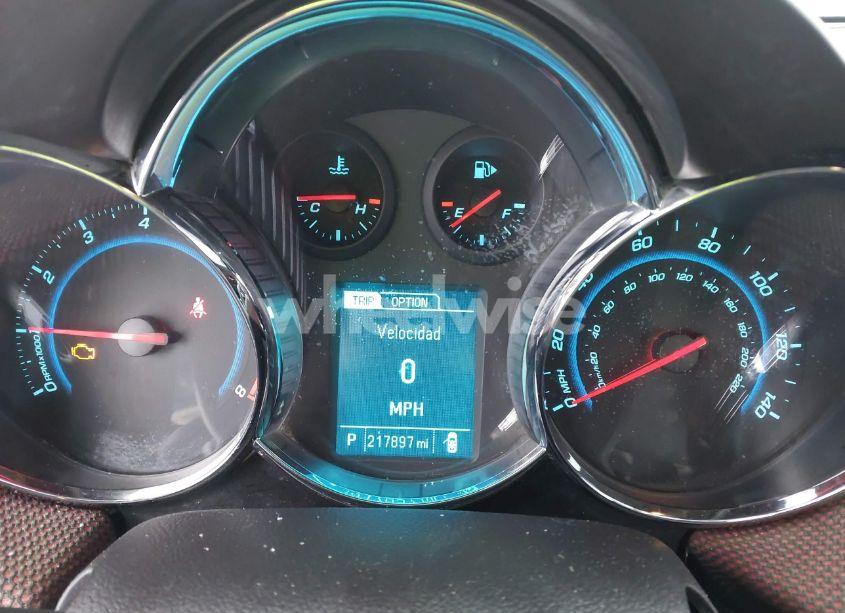 Photo 7 of 2014 Chevrolet Cruze 1LT AUTO (VIN 1G1PC5SB2E7167310)