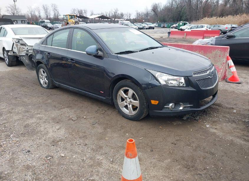2014 Chevrolet Cruze 1LT AUTO (VIN 1G1PC5SB2E7170515) main photo