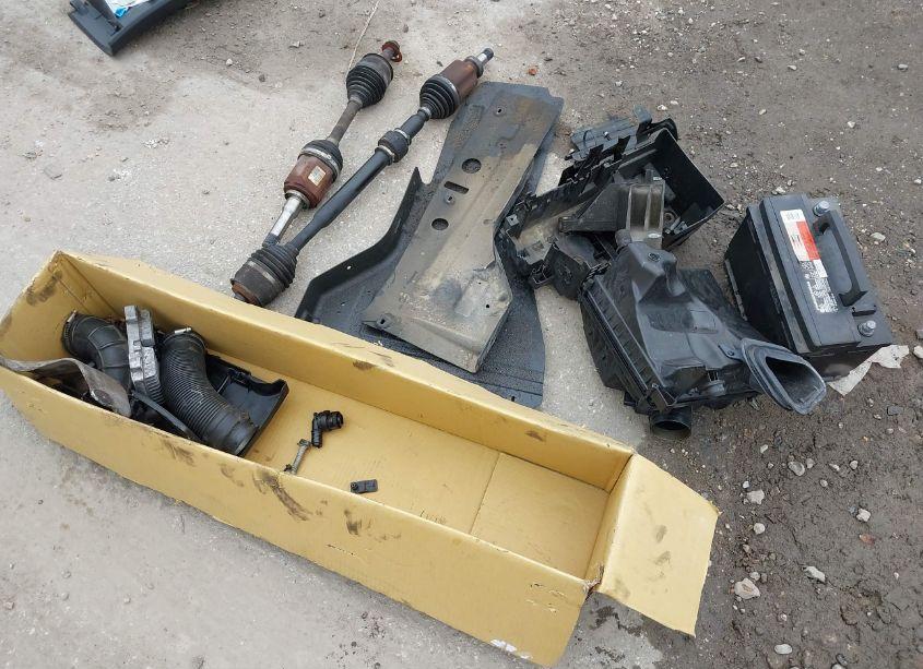 Photo 12 of 2014 Chevrolet Cruze 1LT AUTO (VIN 1G1PC5SB2E7170515)