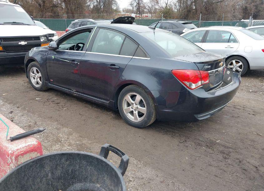 Photo 3 of 2014 Chevrolet Cruze 1LT AUTO (VIN 1G1PC5SB2E7170515)