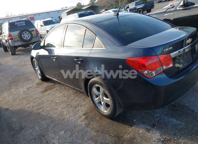 Photo 3 of 2014 Chevrolet Cruze 1LT AUTO (VIN 1G1PC5SB2E7182437)