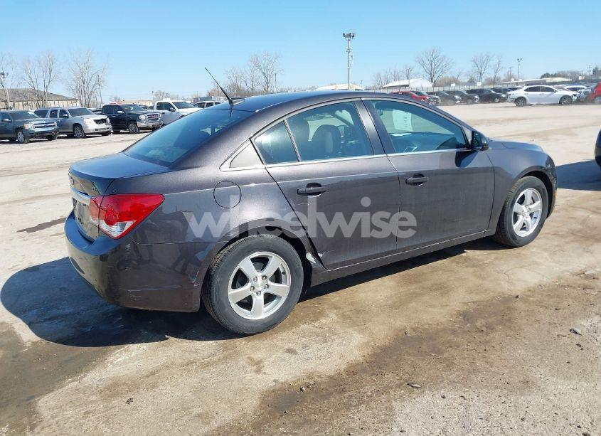 Photo 4 of 2014 Chevrolet Cruze 1LT AUTO (VIN 1G1PC5SB2E7184527)