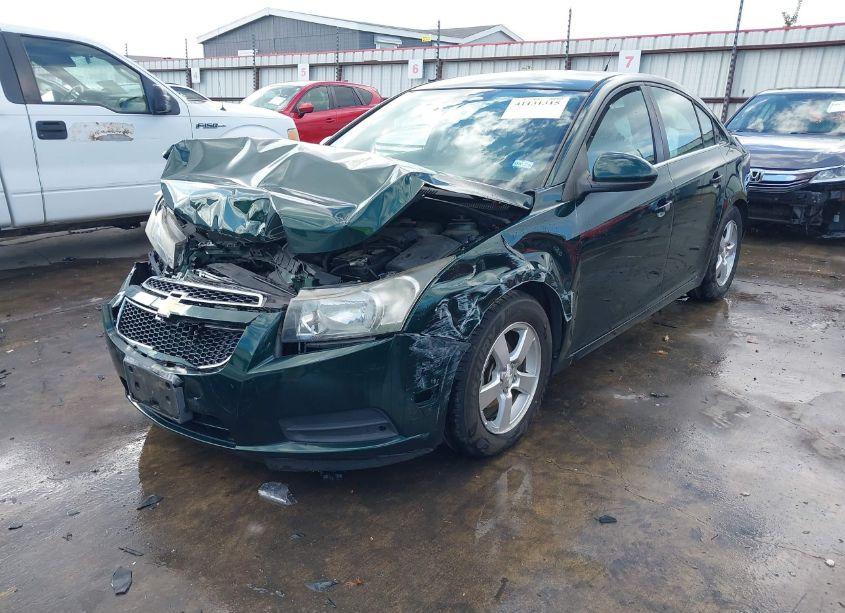 Photo 2 of 2014 Chevrolet Cruze 1LT AUTO (VIN 1G1PC5SB2E7188478)