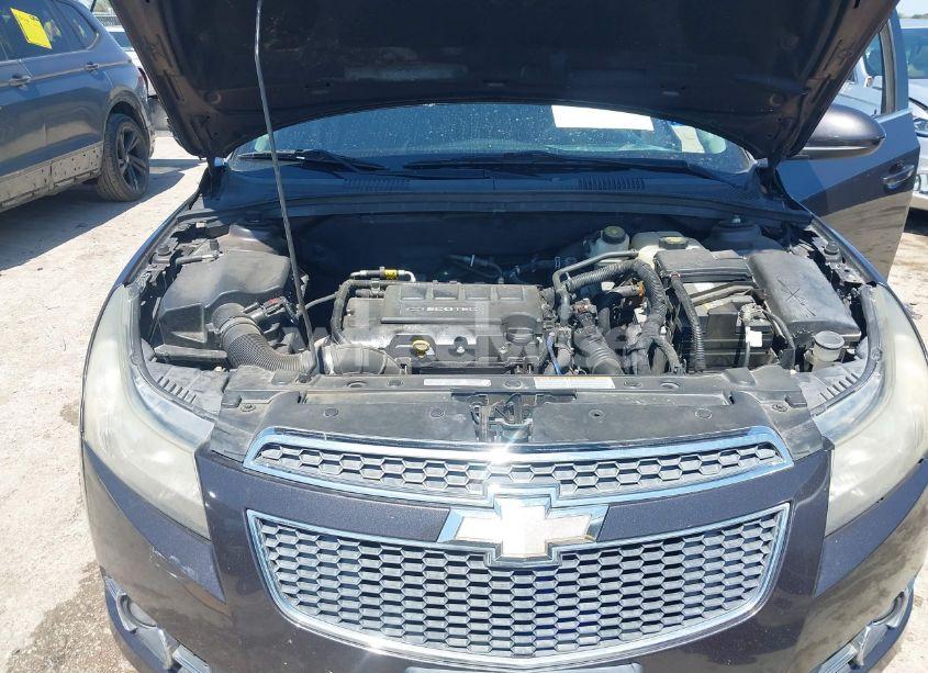 Photo 10 of 2014 Chevrolet Cruze 1LT AUTO (VIN 1G1PC5SB2E7195043)