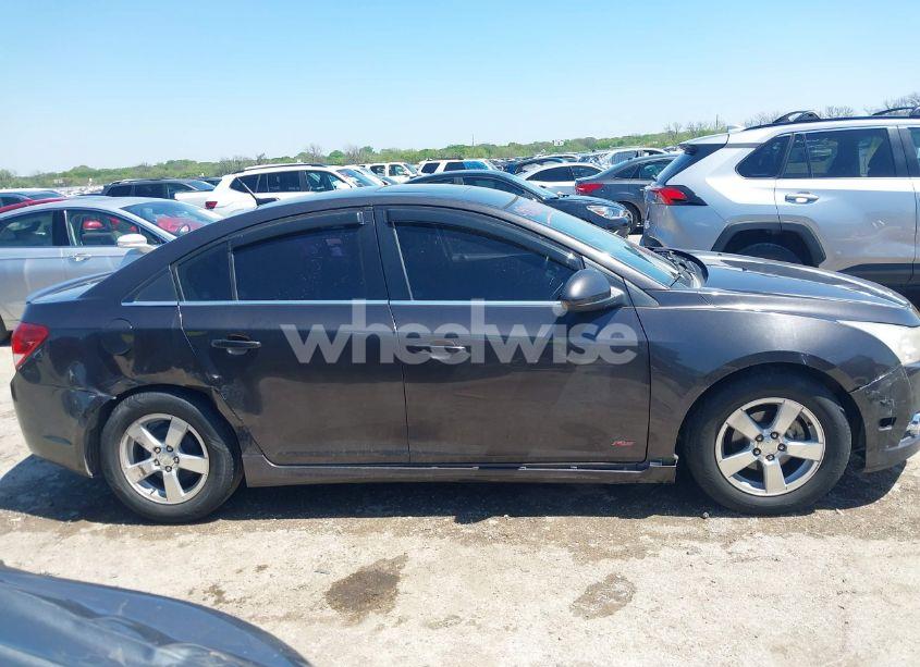 Photo 13 of 2014 Chevrolet Cruze 1LT AUTO (VIN 1G1PC5SB2E7195043)