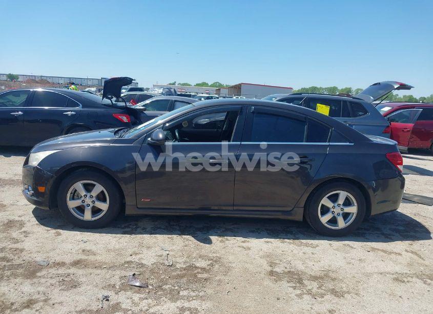 Photo 14 of 2014 Chevrolet Cruze 1LT AUTO (VIN 1G1PC5SB2E7195043)