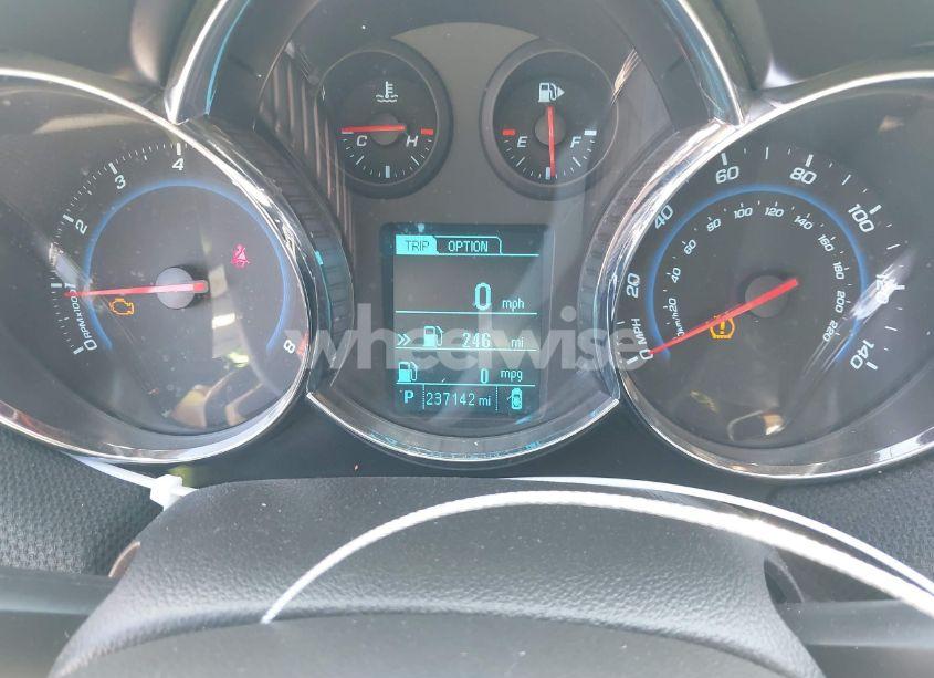 Photo 7 of 2014 Chevrolet Cruze 1LT AUTO (VIN 1G1PC5SB2E7195043)