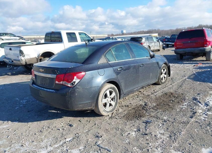 Photo 4 of 2014 Chevrolet Cruze 1LT AUTO (VIN 1G1PC5SB2E7265169)