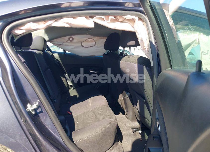 Photo 8 of 2014 Chevrolet Cruze 1LT AUTO (VIN 1G1PC5SB2E7268346)