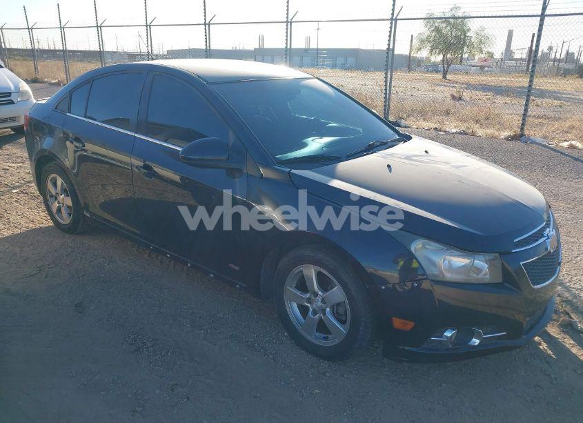 2014 Chevrolet Cruze 1LT AUTO (VIN 1G1PC5SB2E7278701) main photo