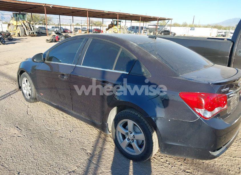 Photo 3 of 2014 Chevrolet Cruze 1LT AUTO (VIN 1G1PC5SB2E7278701)