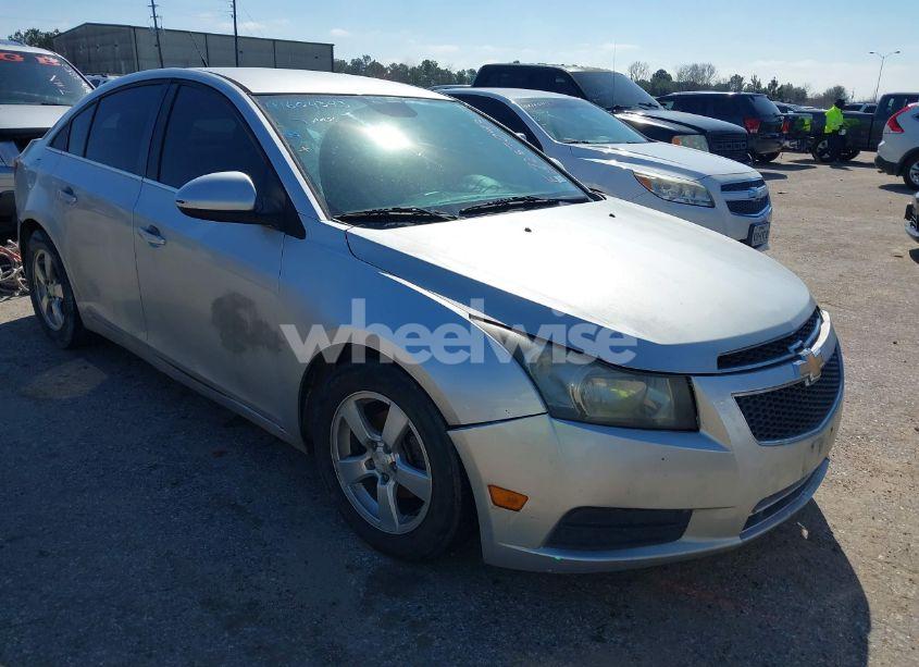 2014 Chevrolet Cruze 1LT AUTO (VIN 1G1PC5SB2E7287043) main photo