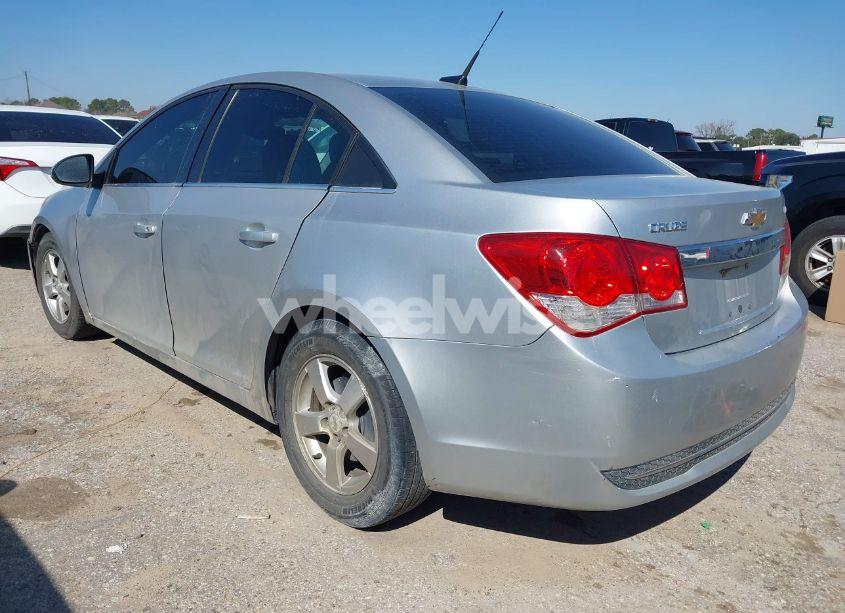 Photo 3 of 2014 Chevrolet Cruze 1LT AUTO (VIN 1G1PC5SB2E7287043)