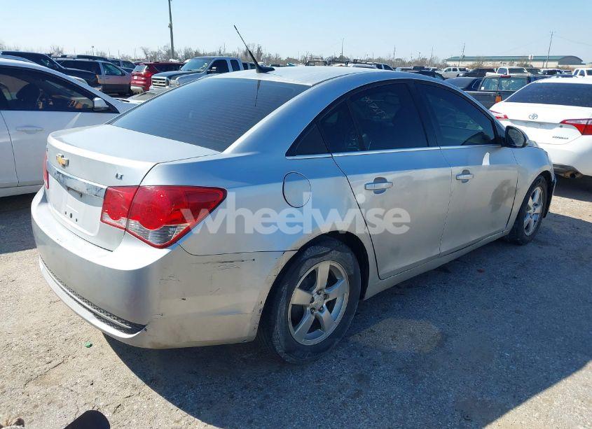 Photo 4 of 2014 Chevrolet Cruze 1LT AUTO (VIN 1G1PC5SB2E7287043)