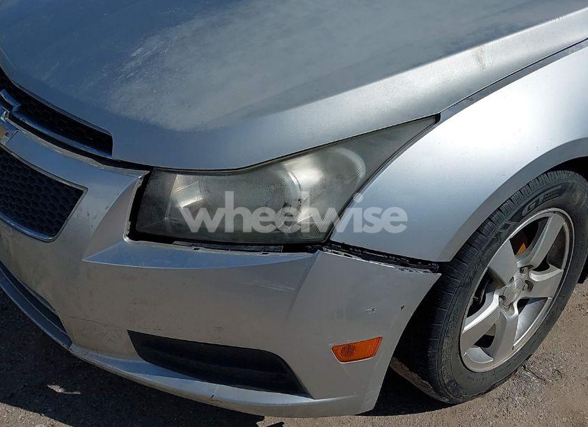 Photo 6 of 2014 Chevrolet Cruze 1LT AUTO (VIN 1G1PC5SB2E7287043)