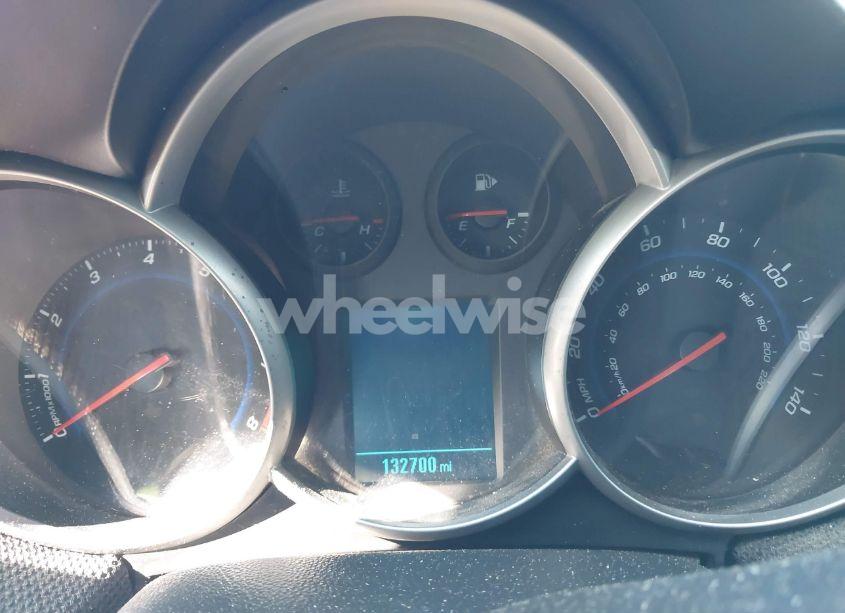 Photo 7 of 2014 Chevrolet Cruze 1LT AUTO (VIN 1G1PC5SB2E7287043)