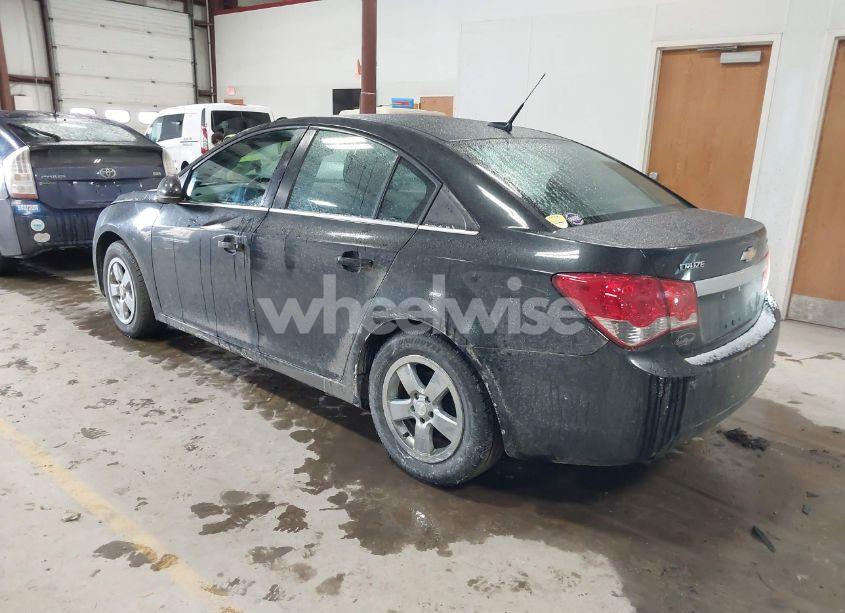 Photo 3 of 2014 Chevrolet Cruze 1LT AUTO (VIN 1G1PC5SB2E7290203)