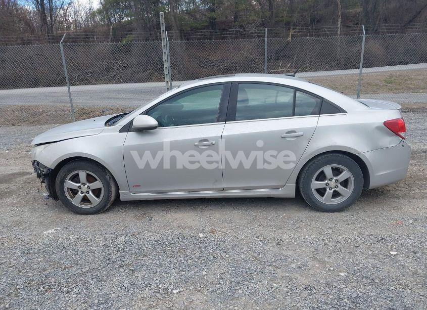 Photo 14 of 2014 Chevrolet Cruze 1LT AUTO (VIN 1G1PC5SB2E7377535)