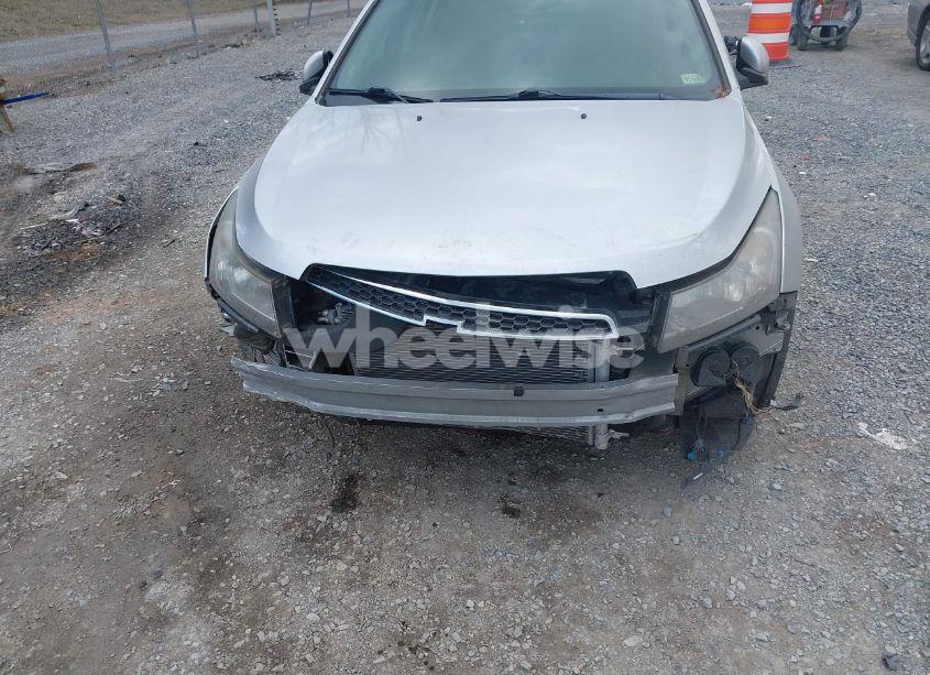 Photo 6 of 2014 Chevrolet Cruze 1LT AUTO (VIN 1G1PC5SB2E7377535)