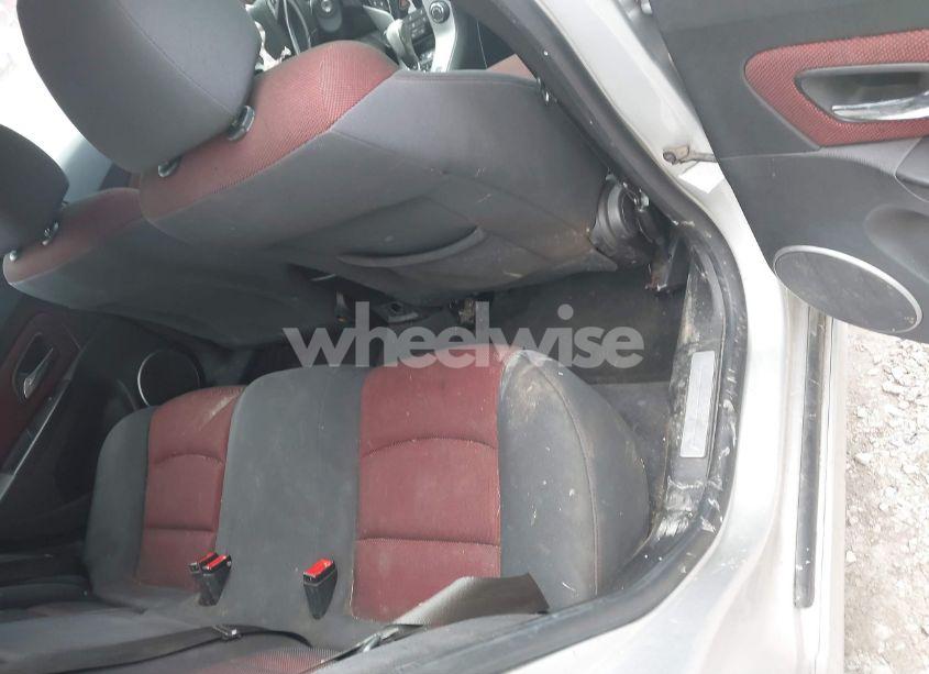 Photo 8 of 2014 Chevrolet Cruze 1LT AUTO (VIN 1G1PC5SB2E7377535)