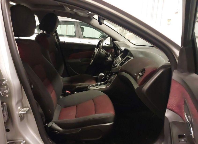 Photo 5 of 2014 Chevrolet Cruze 1LT AUTO (VIN 1G1PC5SB2E7377728)