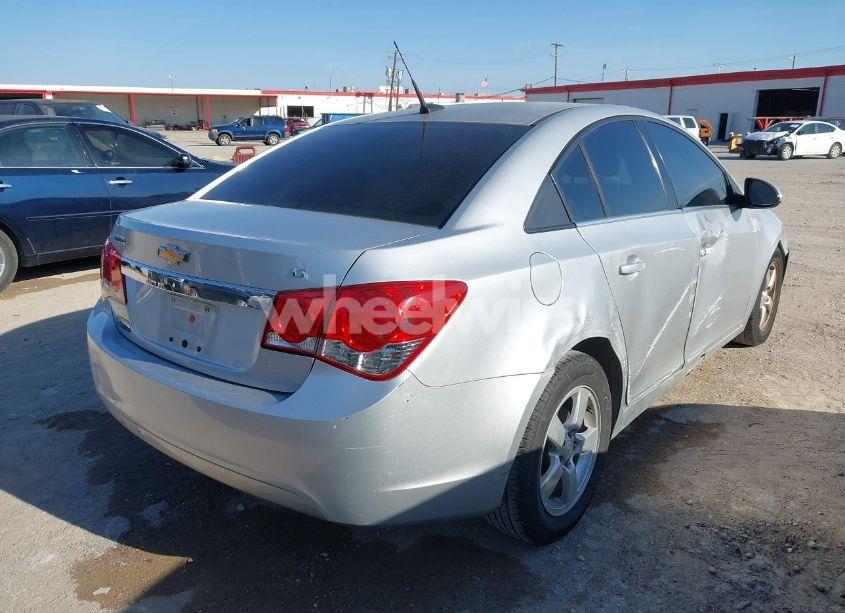 Photo 4 of 2014 Chevrolet Cruze 1LT AUTO (VIN 1G1PC5SB2E7400148)