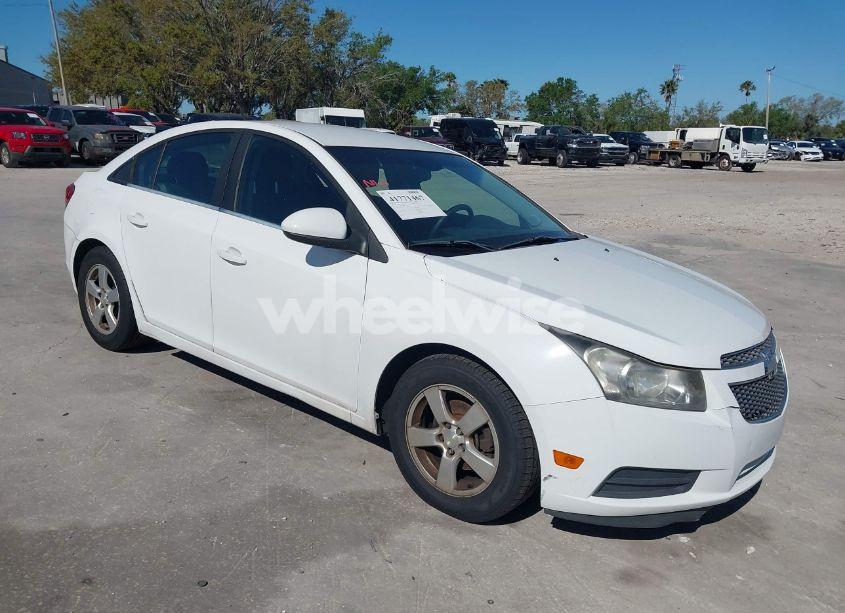 2014 Chevrolet Cruze 1LT AUTO (VIN 1G1PC5SB2E7425955) main photo