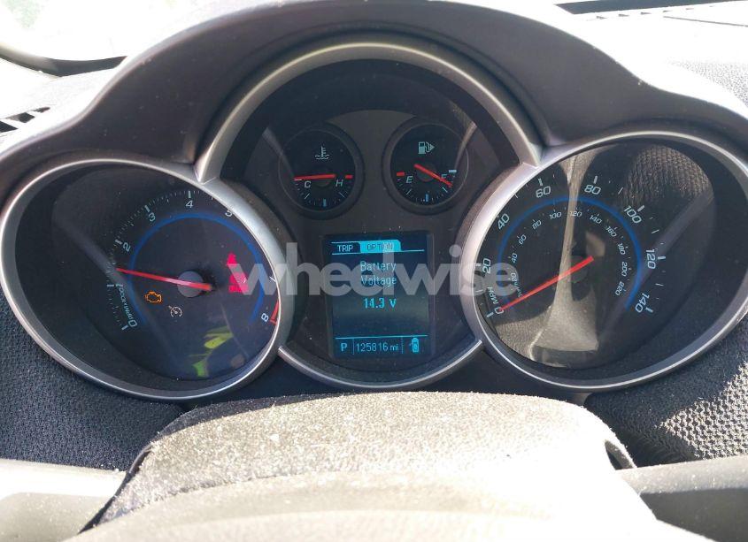 Photo 7 of 2014 Chevrolet Cruze 1LT AUTO (VIN 1G1PC5SB2E7425955)