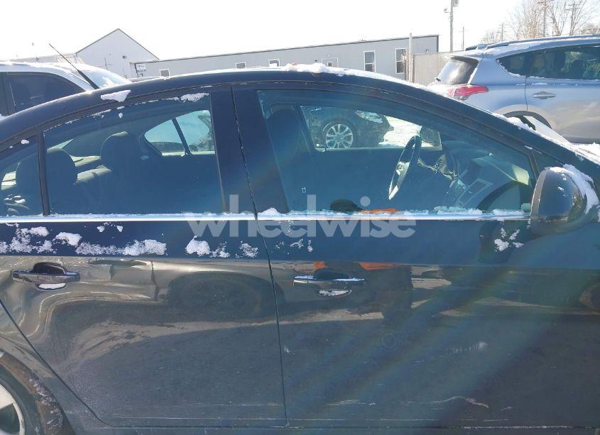 Photo 13 of 2014 Chevrolet Cruze 1LT AUTO (VIN 1G1PC5SB2E7464433)