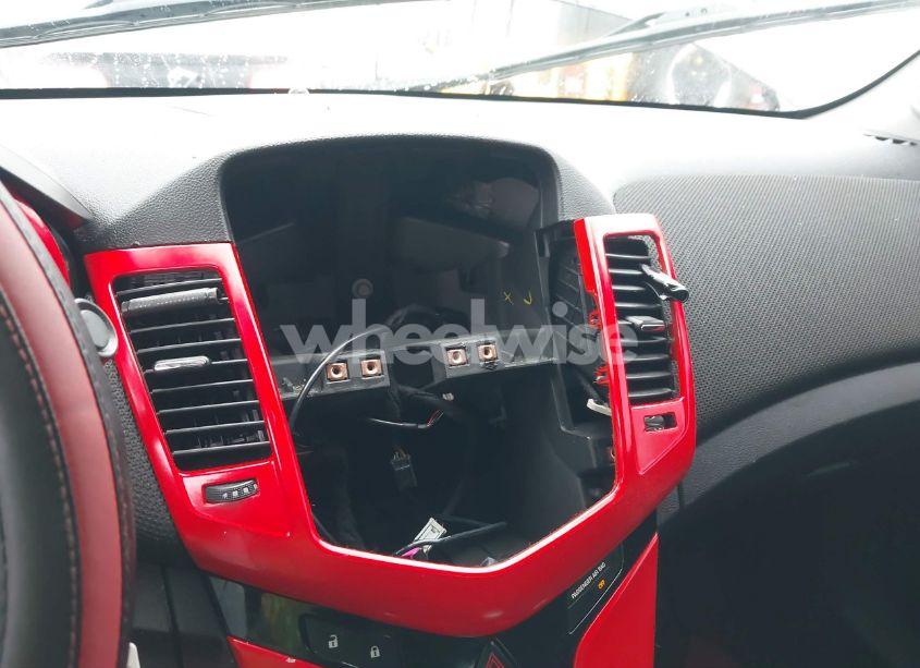 Photo 12 of 2014 Chevrolet Cruze 1LT AUTO (VIN 1G1PC5SB2E7469454)