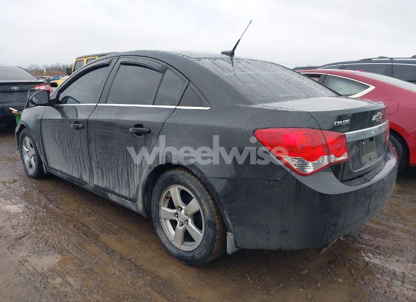 Photo 3 of 2014 Chevrolet Cruze 1LT AUTO (VIN 1G1PC5SB2E7469454)
