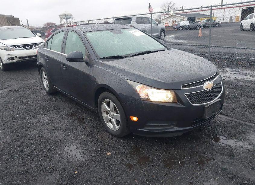 2014 Chevrolet Cruze 1LT AUTO (VIN 1G1PC5SB2E7474847) main photo
