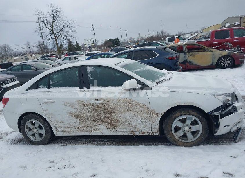 Photo 12 of 2015 Chevrolet Cruze 1LT AUTO (VIN 1G1PC5SB2F7104547)