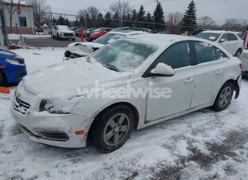 Photo 2 of 2015 Chevrolet Cruze 1LT AUTO (VIN 1G1PC5SB2F7104547)