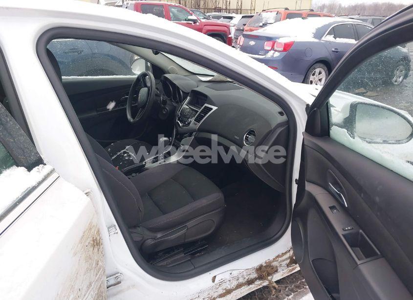 Photo 5 of 2015 Chevrolet Cruze 1LT AUTO (VIN 1G1PC5SB2F7104547)