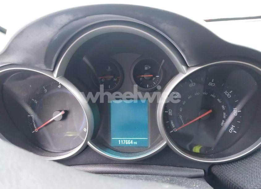 Photo 7 of 2015 Chevrolet Cruze 1LT AUTO (VIN 1G1PC5SB2F7104547)