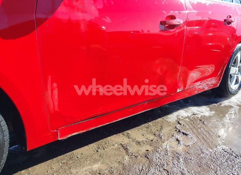 Photo 6 of 2015 Chevrolet Cruze 1LT AUTO (VIN 1G1PC5SB2F7108484)