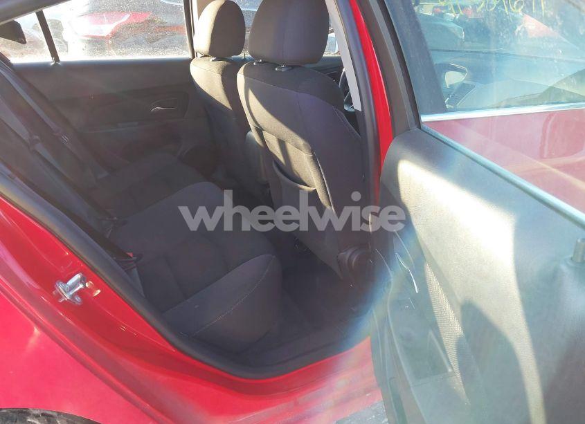 Photo 8 of 2015 Chevrolet Cruze 1LT AUTO (VIN 1G1PC5SB2F7108484)