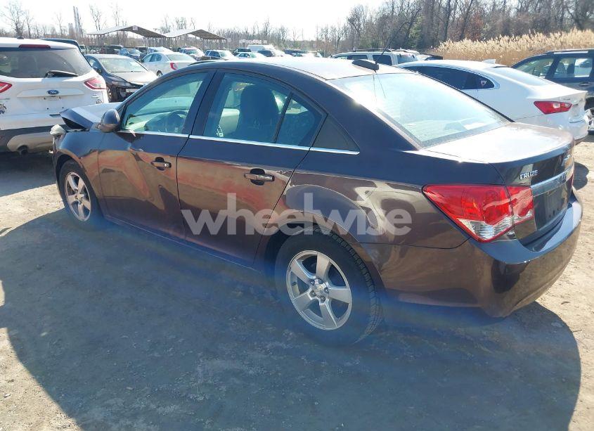 Photo 2 of 2015 Chevrolet Cruze 1LT AUTO (VIN 1G1PC5SB2F7114494)