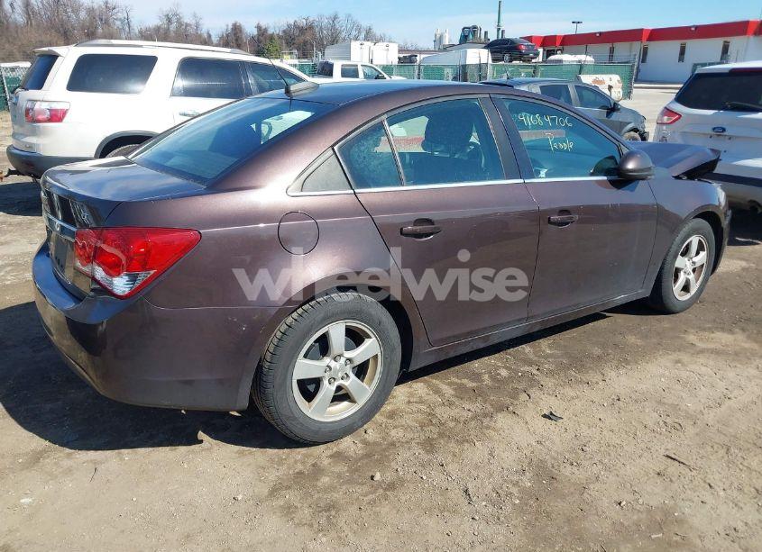 Photo 3 of 2015 Chevrolet Cruze 1LT AUTO (VIN 1G1PC5SB2F7114494)