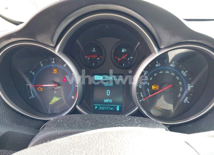 Photo 6 of 2015 Chevrolet Cruze 1LT AUTO (VIN 1G1PC5SB2F7114494)