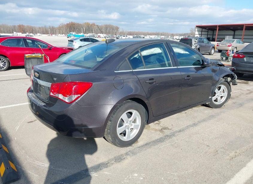 Photo 4 of 2015 Chevrolet Cruze 1LT AUTO (VIN 1G1PC5SB2F7123311)