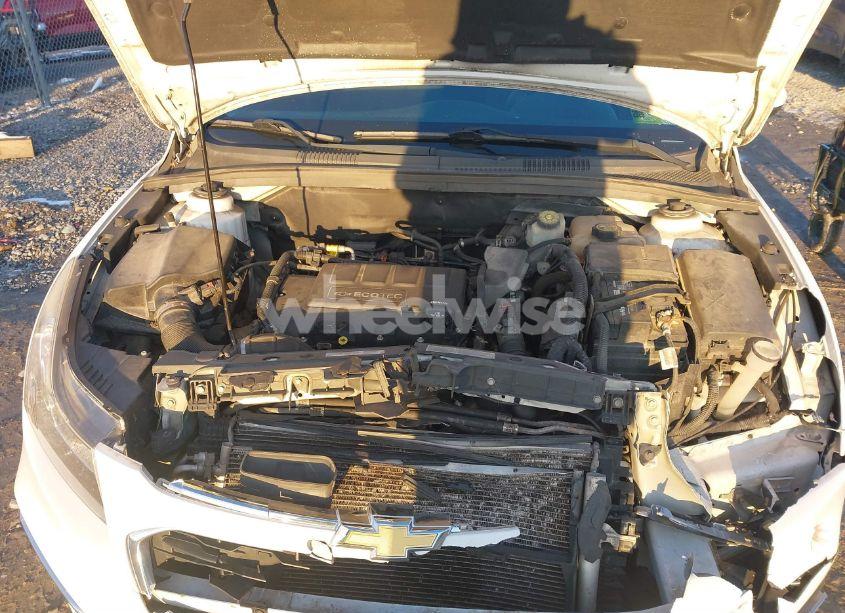 Photo 10 of 2015 Chevrolet Cruze 1LT AUTO (VIN 1G1PC5SB2F7124507)